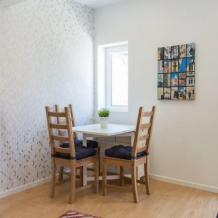 Apartamento 3ºandar Martim Moniz, 公寓 Lisboa