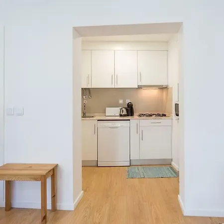 Apartamento 3ºandar Martim Moniz, Lisboa